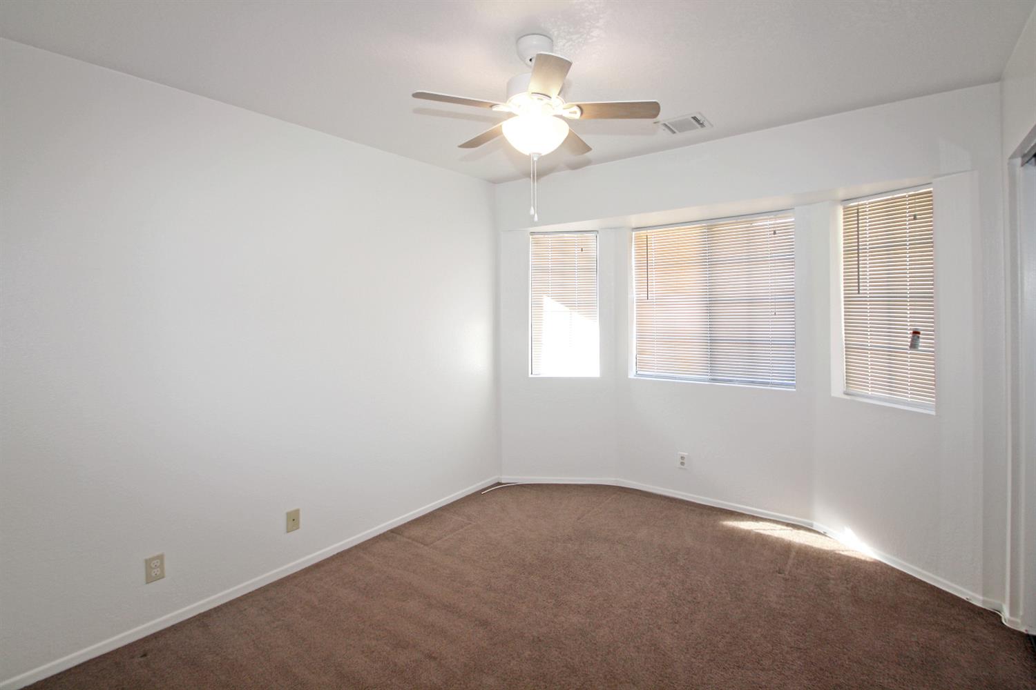 Undisclosed, Apple Valley, CA 92307 photo 25