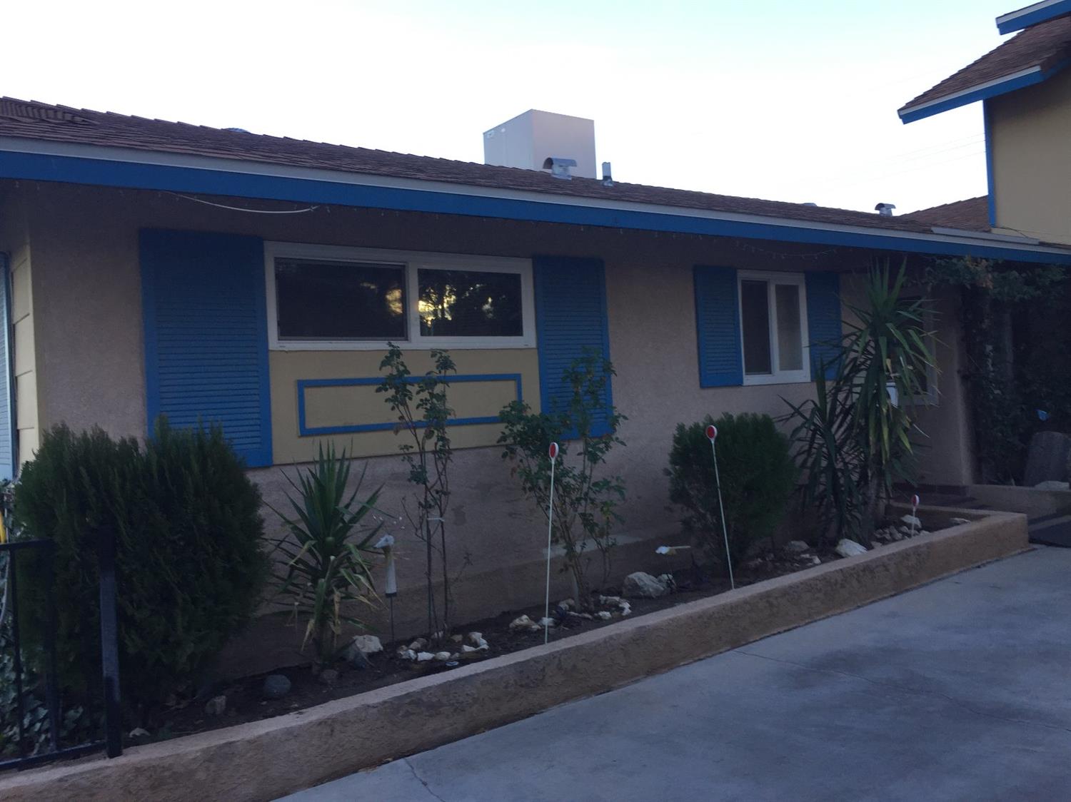 1408 Deanza St, Barstow, CA 92311 photo 2