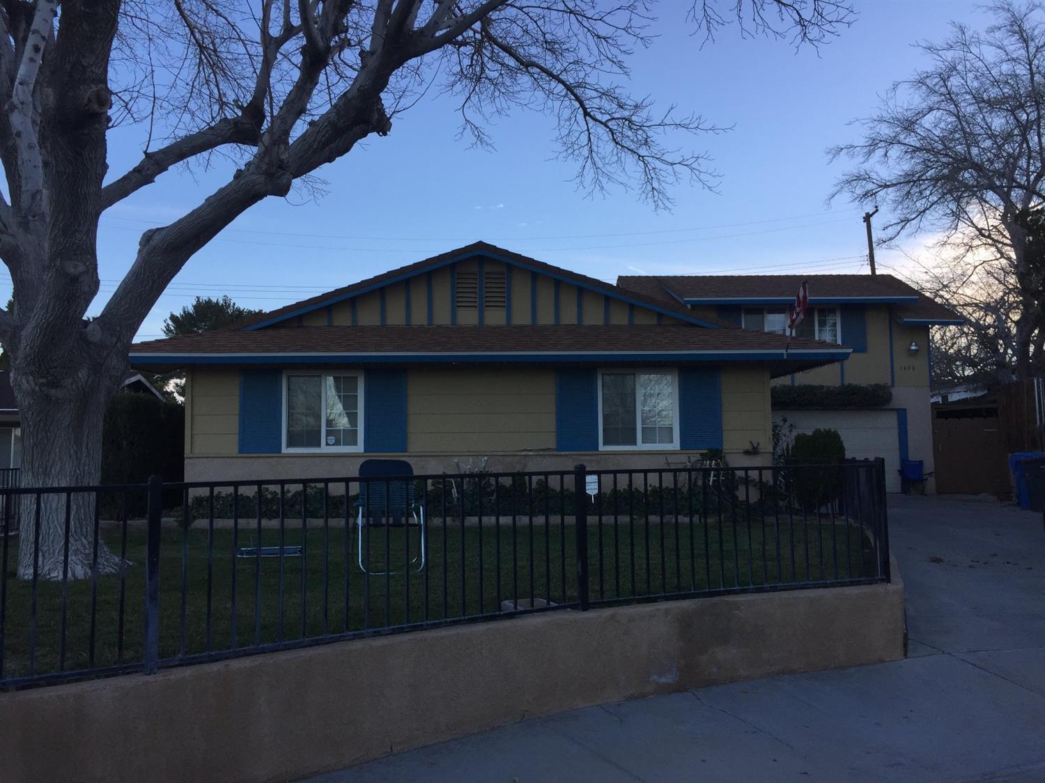 1408 Deanza St, Barstow, CA 92311 photo 1