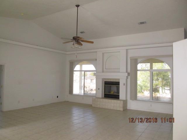 18582 Pacific St, Hesperia, CA 92345 photo 6