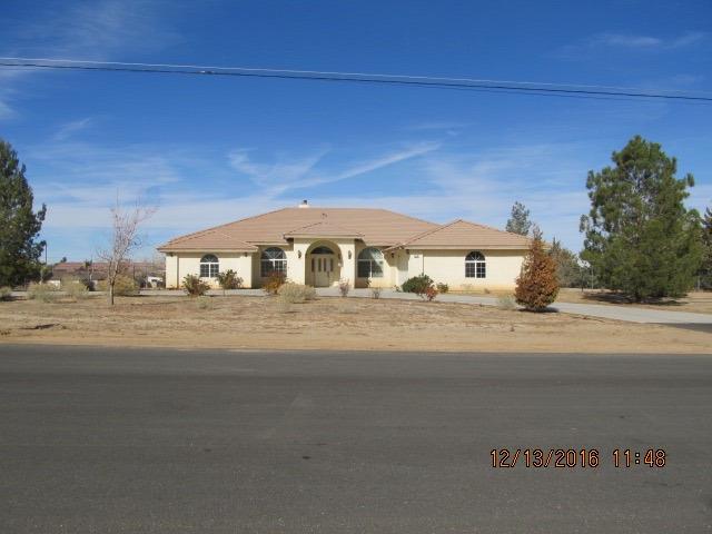 18582 Pacific St, Hesperia, CA 92345 photo 1