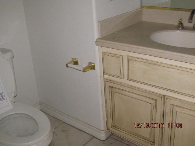 18582 Pacific St, Hesperia, CA 92345 photo 12