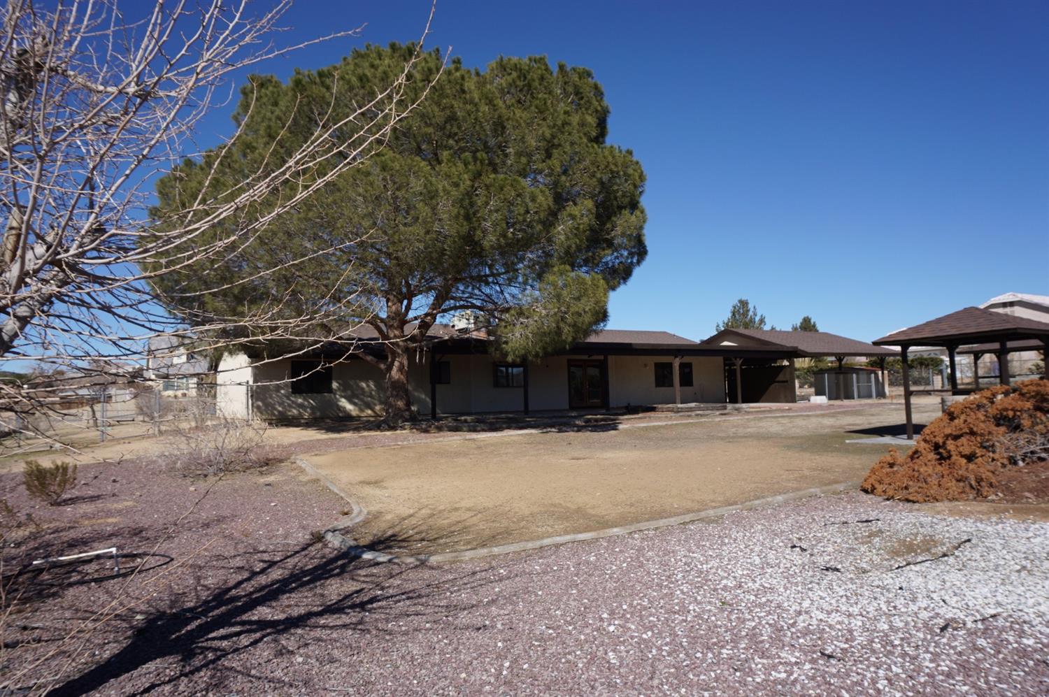 16225 Nosoni Rd, Apple Valley, CA 92307 photo 37