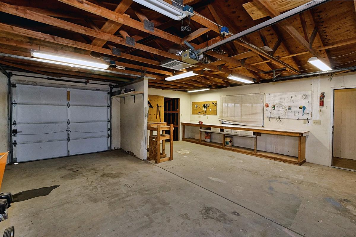 18017 Catalpa St, Hesperia, CA 92345 photo 13