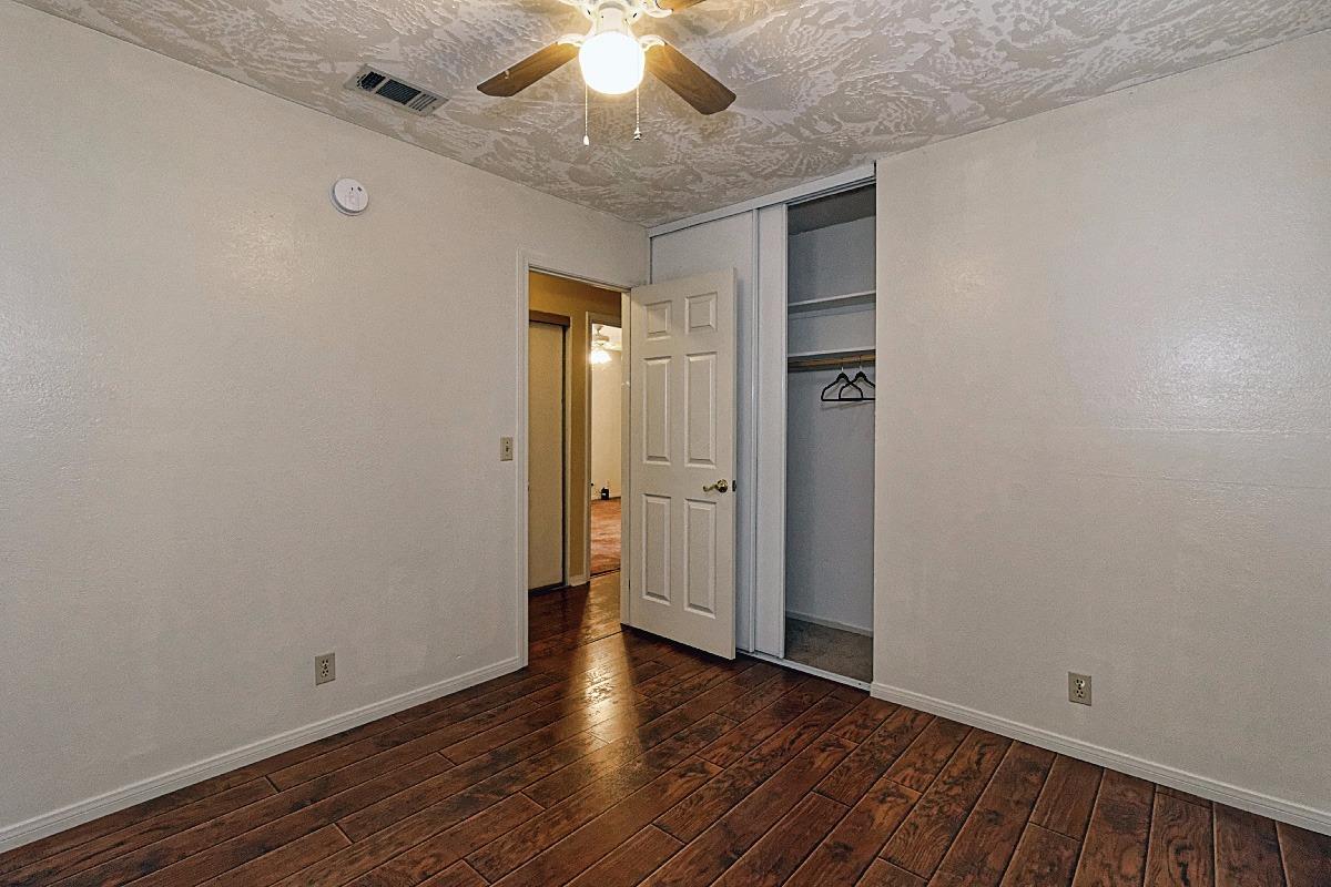 18017 Catalpa St, Hesperia, CA 92345 photo 29