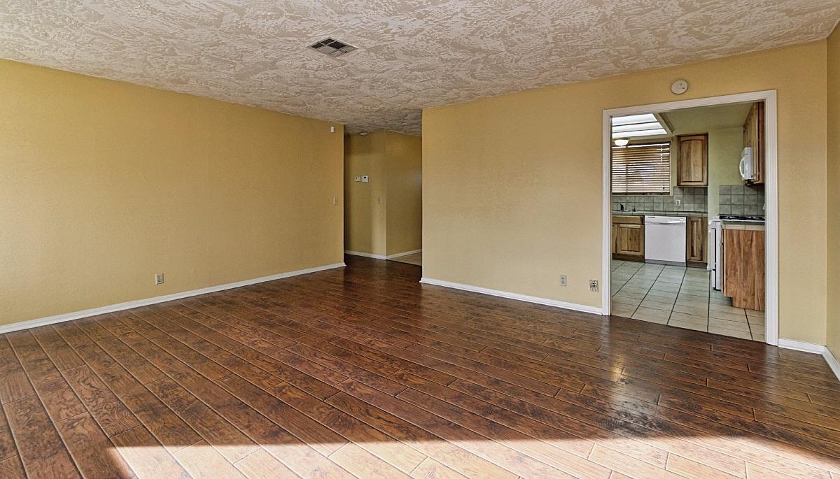 18017 Catalpa St, Hesperia, CA 92345 photo 16