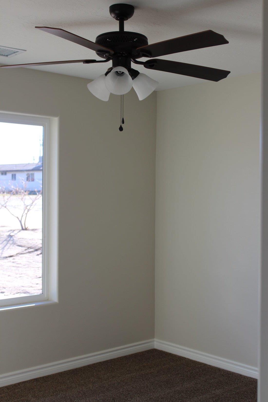 7403 Windsor Ave, Hesperia, CA 92345 photo 7