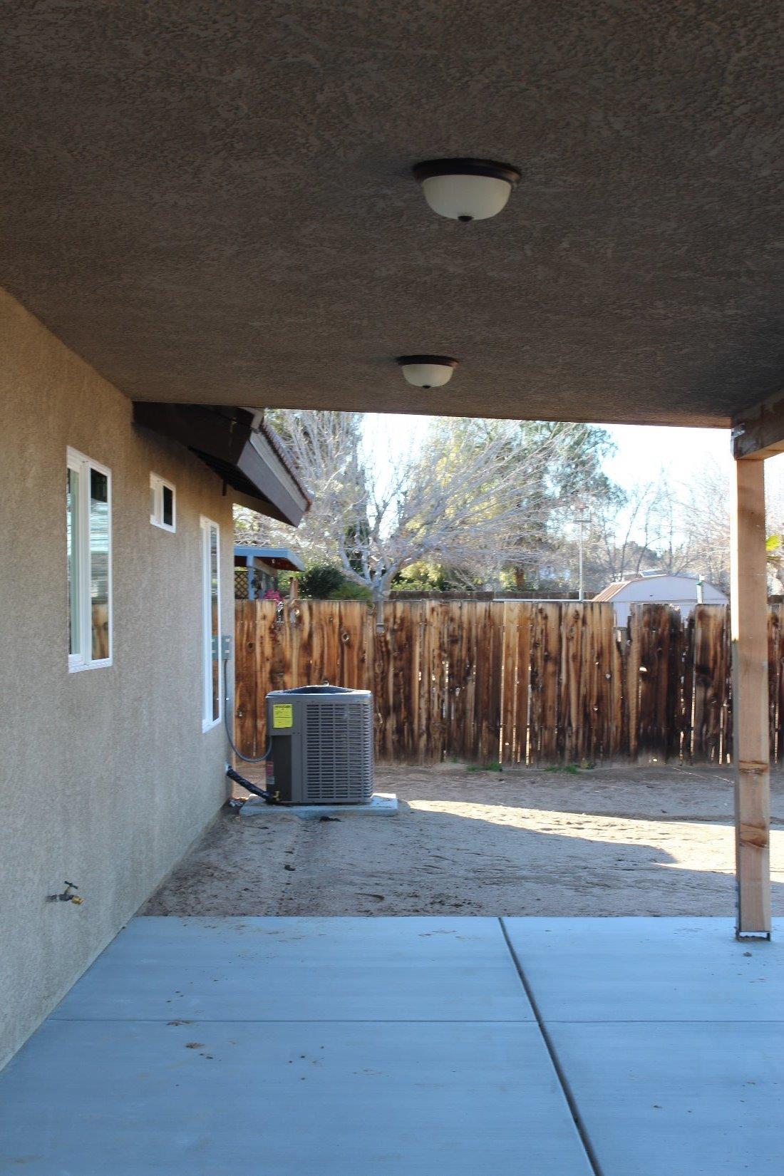 7403 Windsor Ave, Hesperia, CA 92345 photo 9