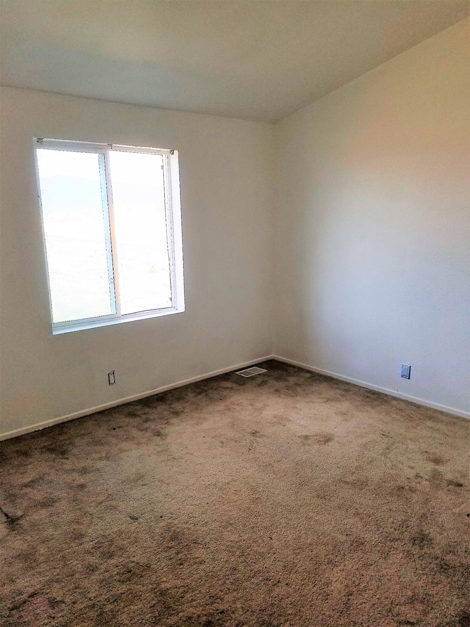 Undisclosed, Apple Valley, CA 92307 photo 13