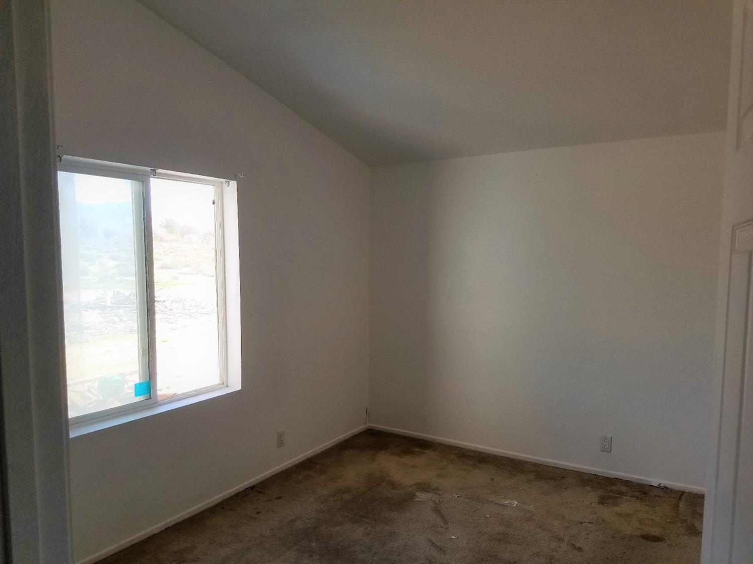 Undisclosed, Apple Valley, CA 92307 photo 14