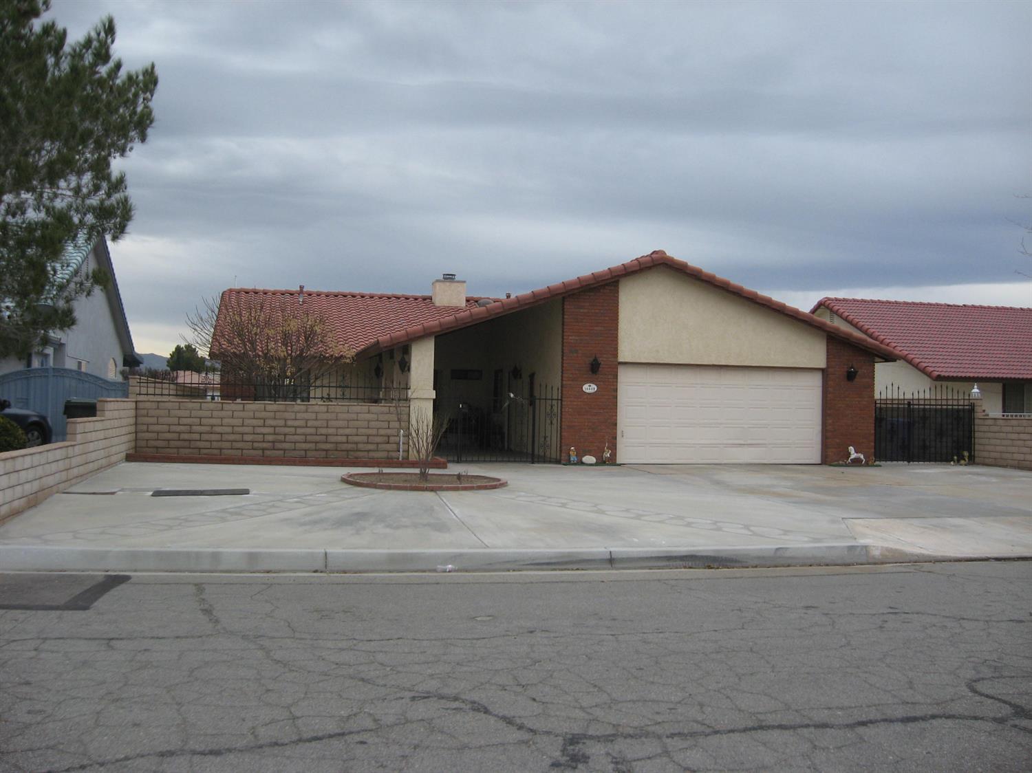 14449 Hurricane Ln, Helendale, CA 92342 photo 1
