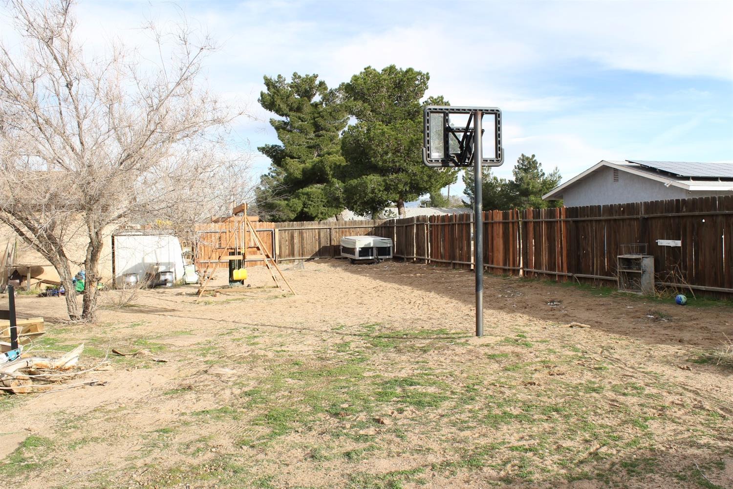 Undisclosed, Hesperia, CA 92345 photo 17