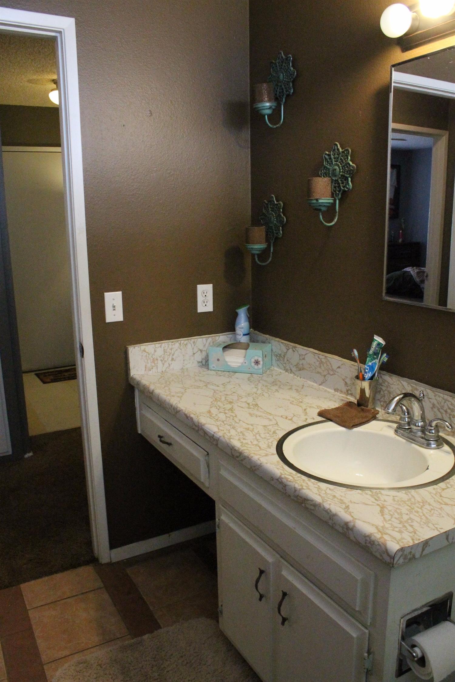Undisclosed, Hesperia, CA 92345 photo 12