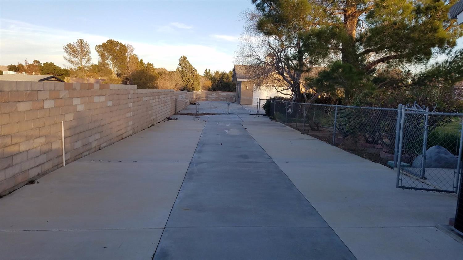 19310 Oneida Rd, Apple Valley, CA 92307 photo 55