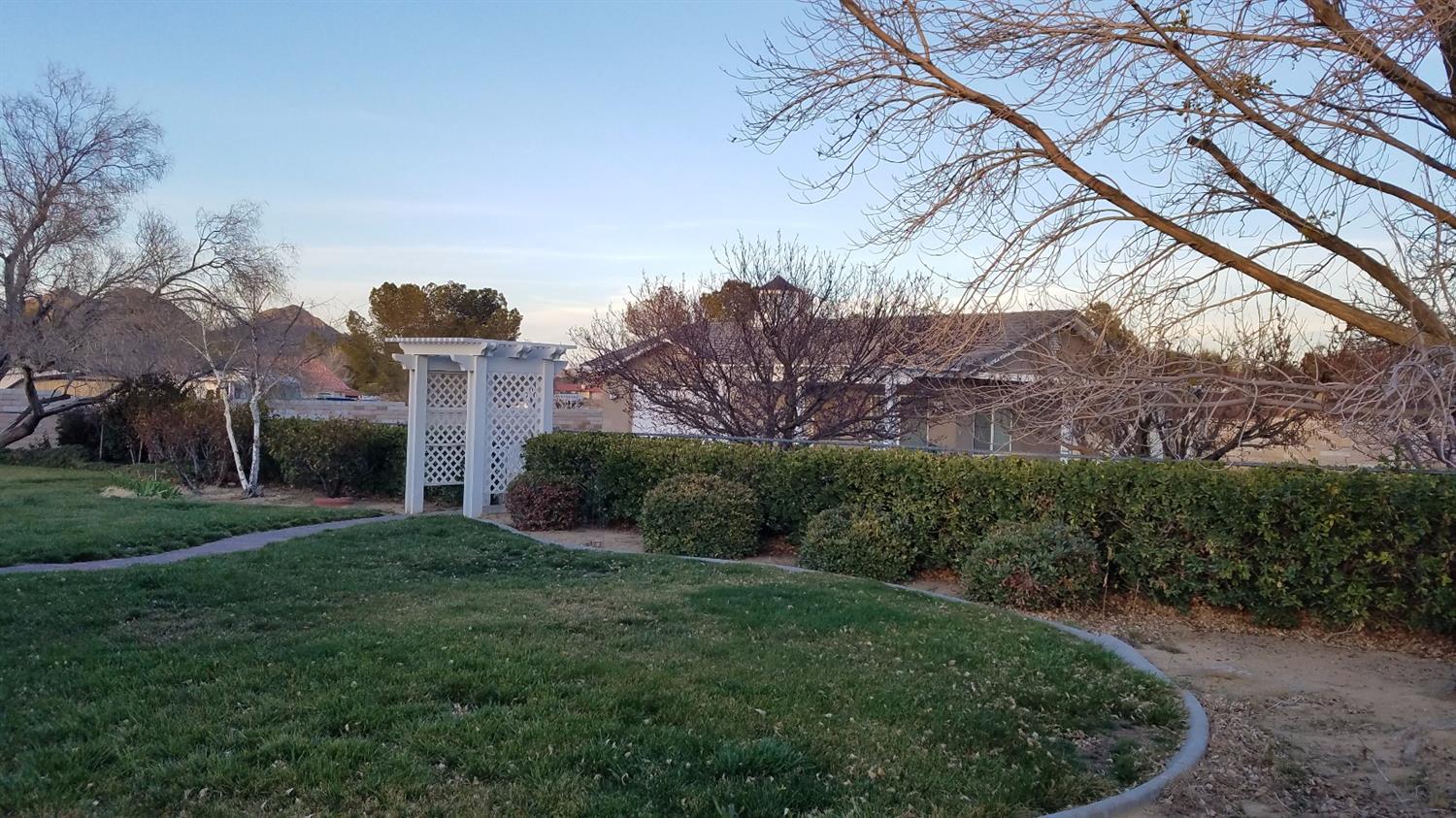 19310 Oneida Rd, Apple Valley, CA 92307 photo 40