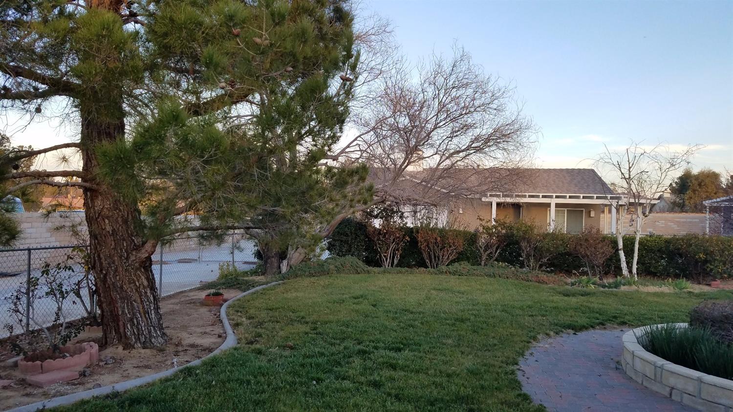 19310 Oneida Rd, Apple Valley, CA 92307 photo 42