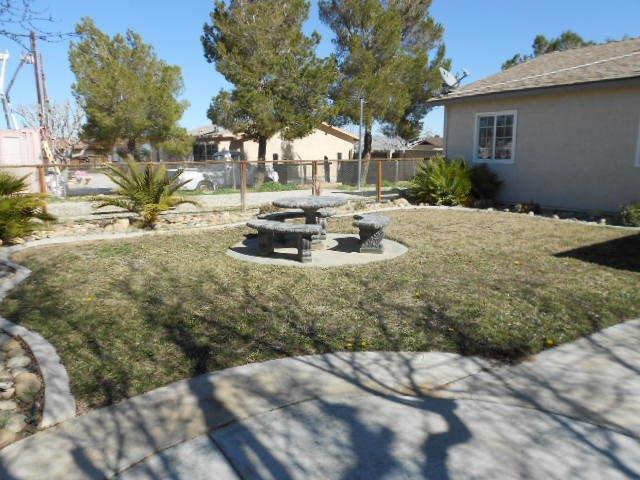 10848 Toltec Dr, Apple Valley, CA 92308 photo 10