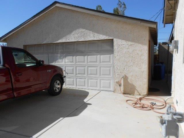 10848 Toltec Dr, Apple Valley, CA 92308 photo 12