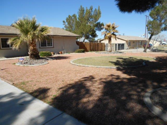10848 Toltec Dr, Apple Valley, CA 92308 photo 6