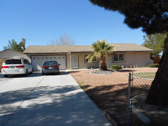 10848 Toltec Dr, Apple Valley, CA 92308 photo 3