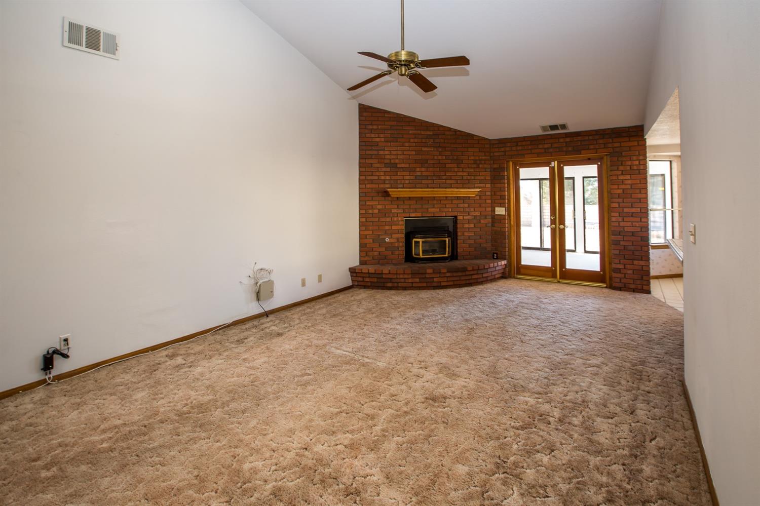 26562 Mainsail Ln, Helendale, CA 92342 photo 2