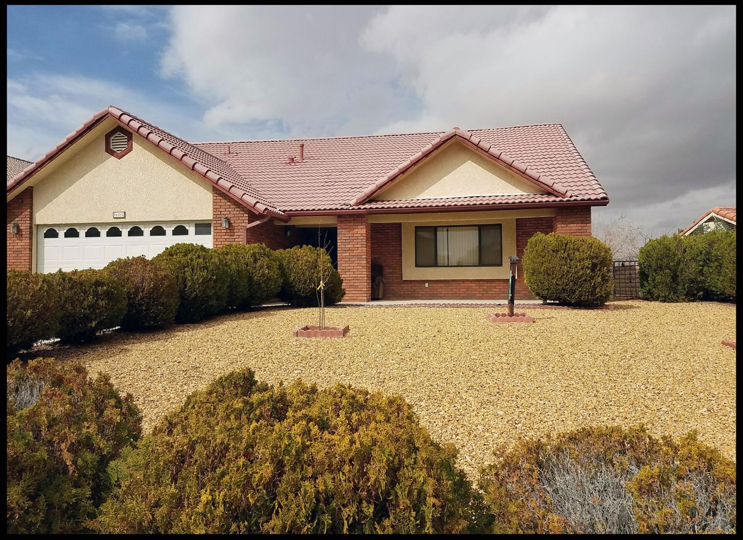 26562 Mainsail Ln, Helendale, CA 92342 photo 1