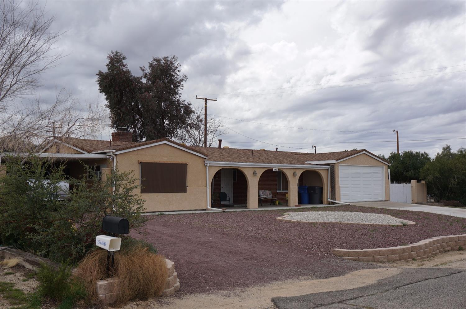 27815 Panamint Rd, Barstow, CA 92311 photo 2