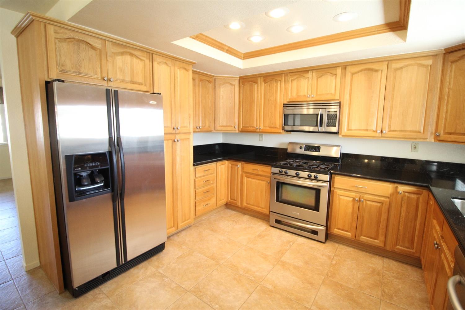 17519 Redbud St, Hesperia, CA 92345 photo 7
