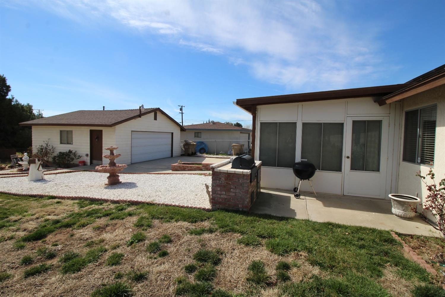 17519 Redbud St, Hesperia, CA 92345 photo 22