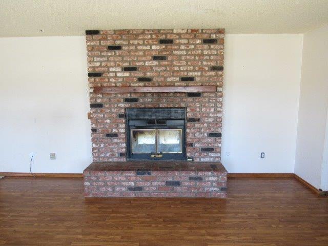16110 Lime St, Hesperia, CA 92345 photo 3
