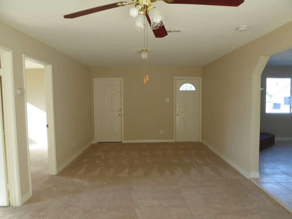 18527 Cocqui Rd, Apple Valley, CA 92307 photo 5