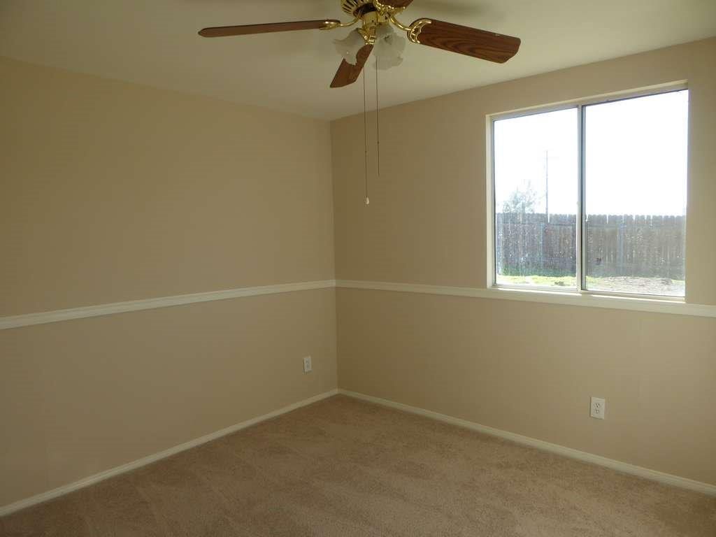 18527 Cocqui Rd, Apple Valley, CA 92307 photo 3