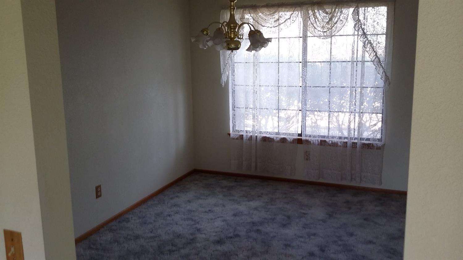 10573 Gorgonio Rd, Phelan, CA 92371 photo 19