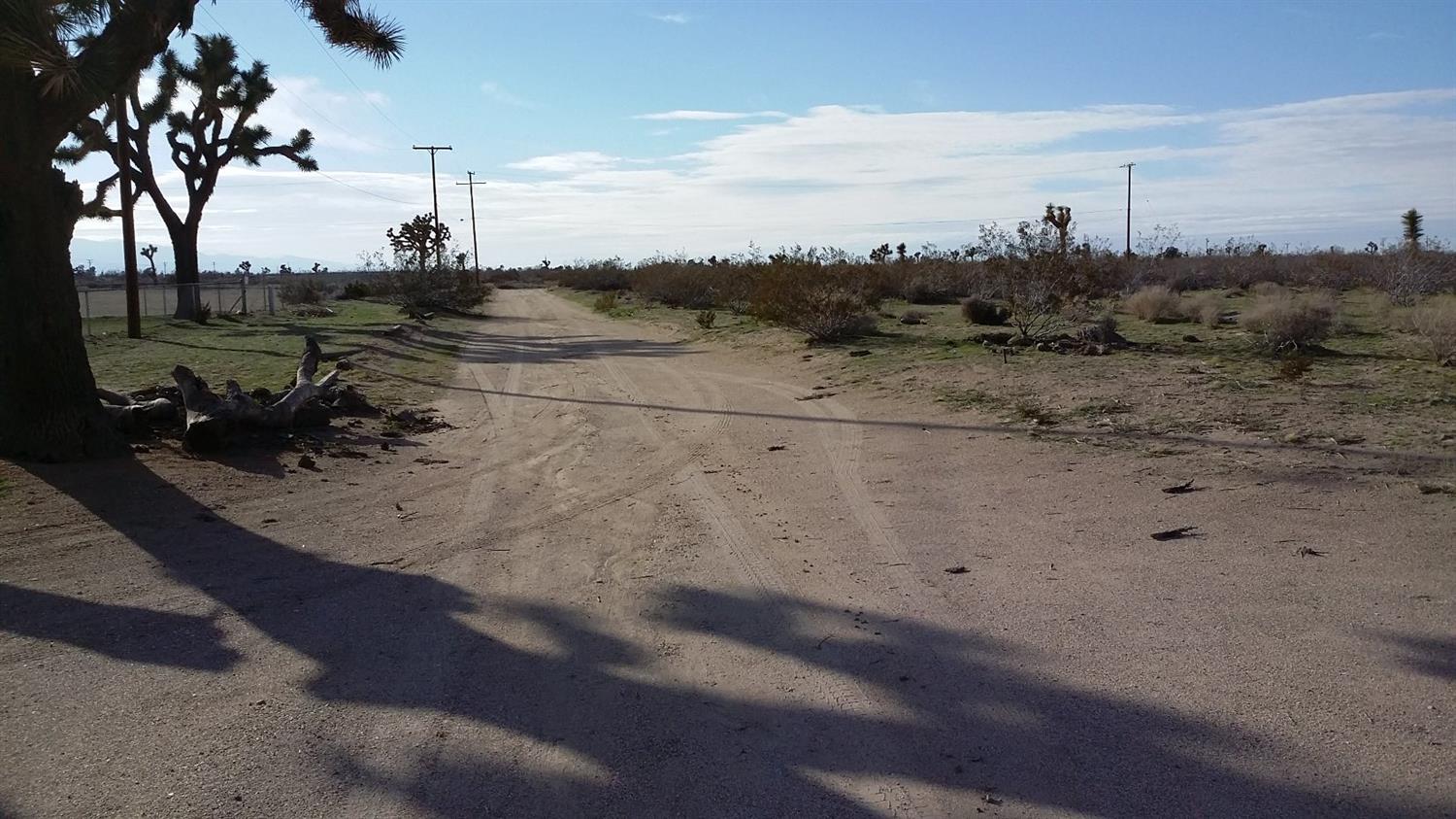 10573 Gorgonio Rd, Phelan, CA 92371 photo 38