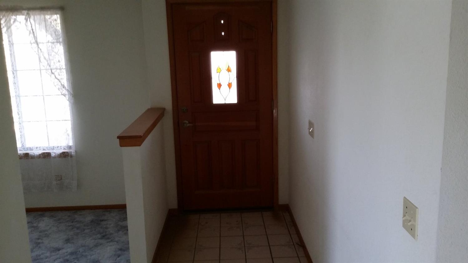 10573 Gorgonio Rd, Phelan, CA 92371 photo 3