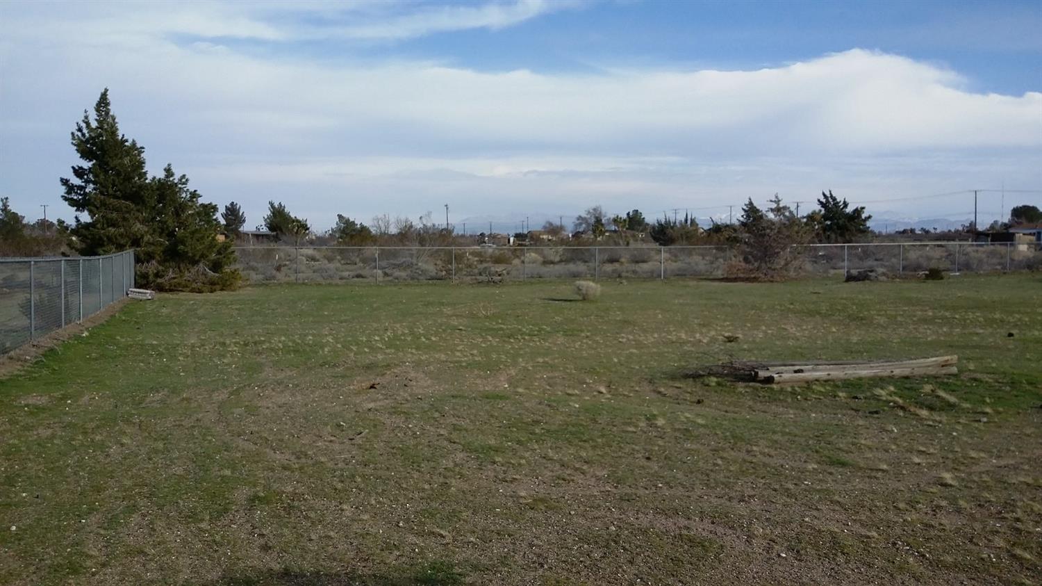 10573 Gorgonio Rd, Phelan, CA 92371 photo 23