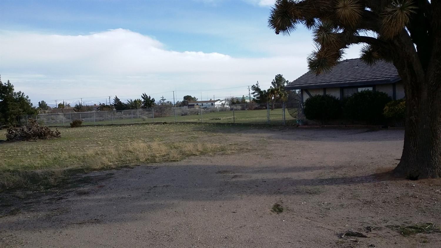 10573 Gorgonio Rd, Phelan, CA 92371 photo 22