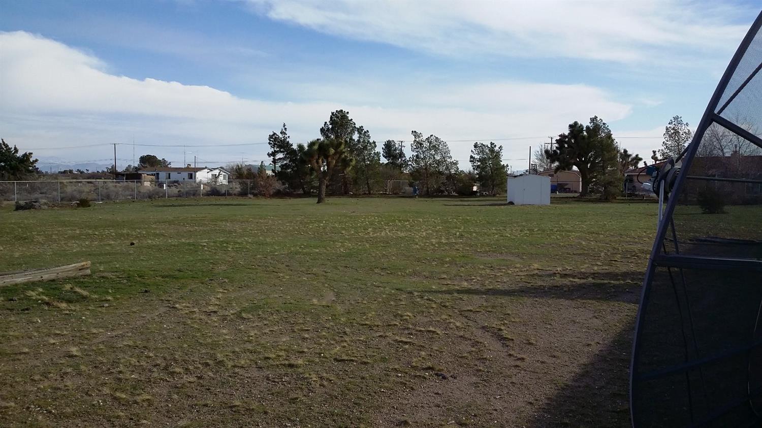 10573 Gorgonio Rd, Phelan, CA 92371 photo 24
