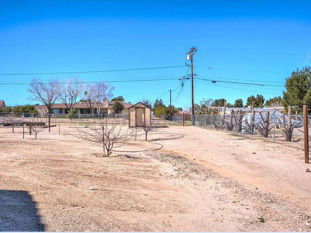 Undisclosed, Apple Valley, CA 92307 photo 25