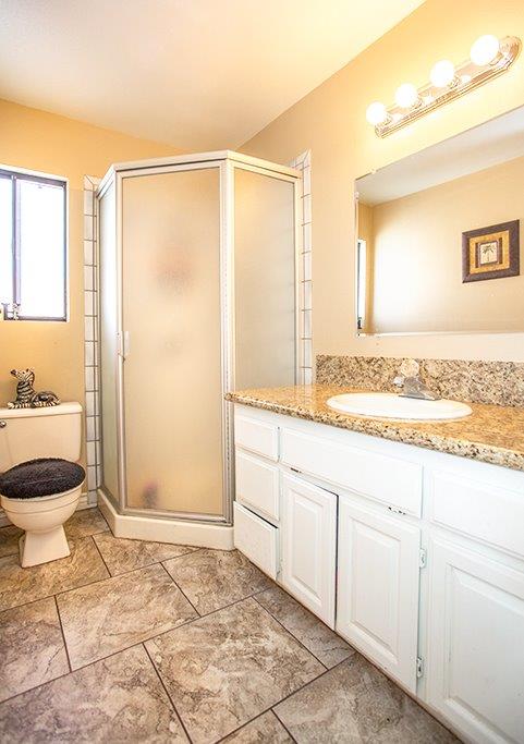 Undisclosed, Apple Valley, CA 92308 photo 26