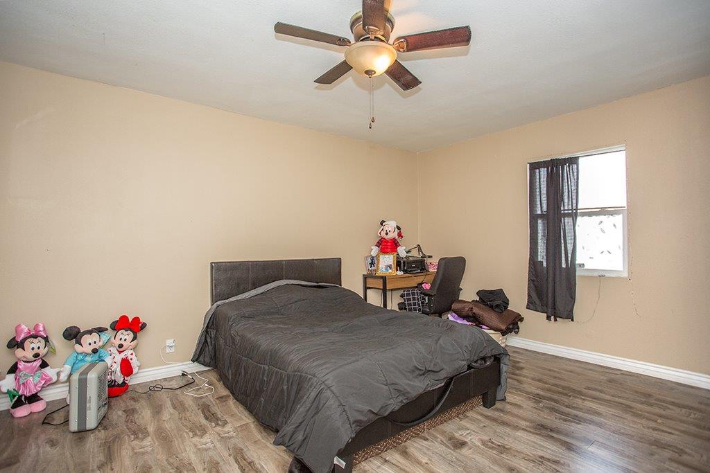 Undisclosed, Apple Valley, CA 92308 photo 38
