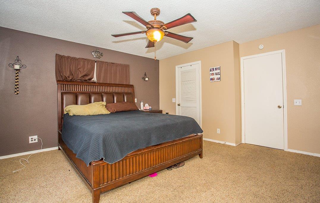 Undisclosed, Apple Valley, CA 92308 photo 28
