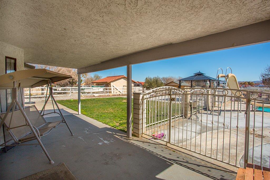Undisclosed, Apple Valley, CA 92308 photo 4