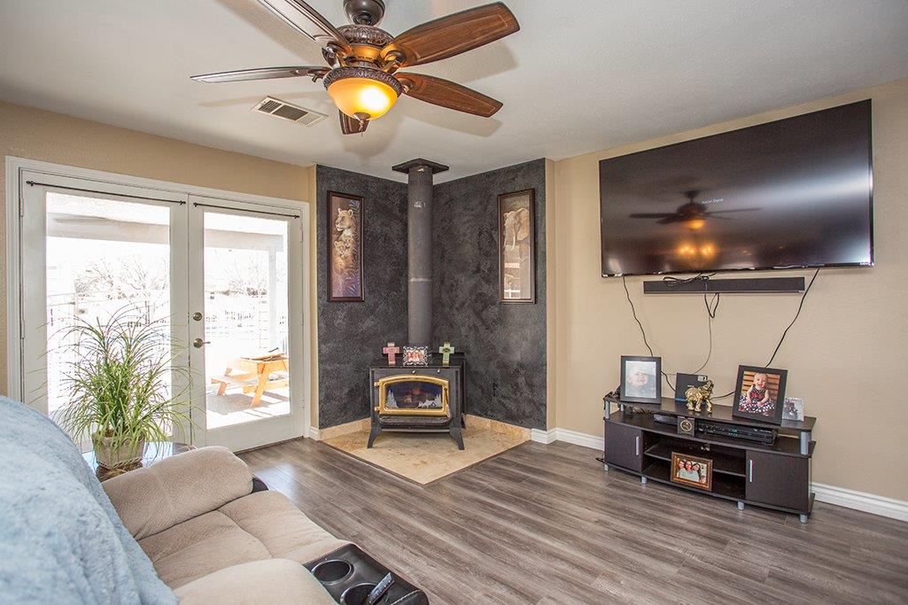 Undisclosed, Apple Valley, CA 92308 photo 16