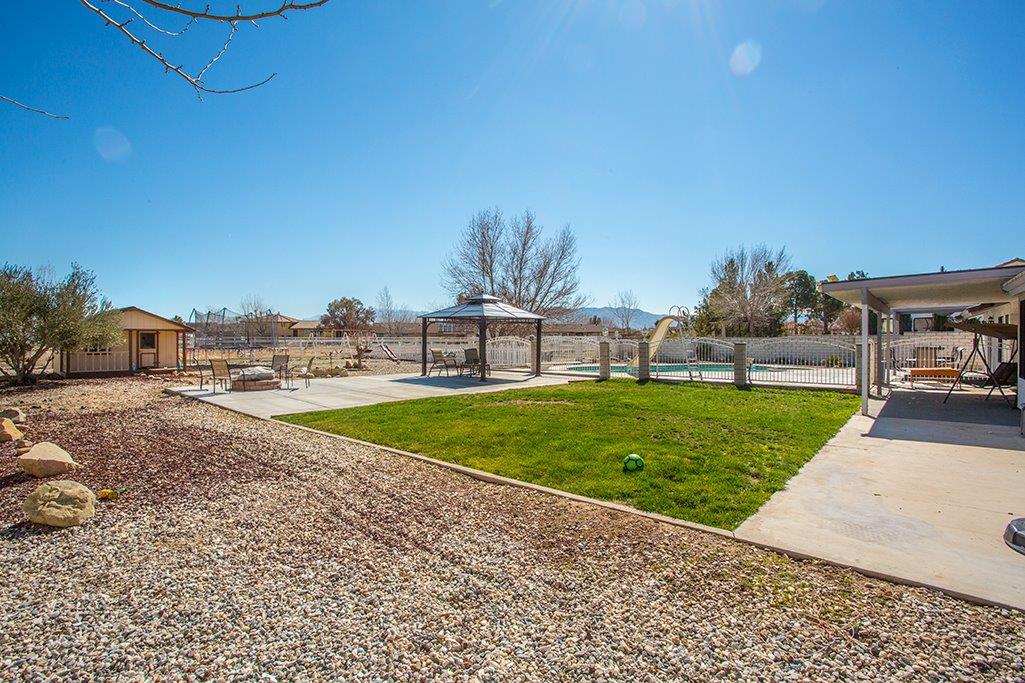 Undisclosed, Apple Valley, CA 92308 photo 7