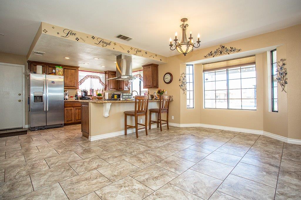 Undisclosed, Apple Valley, CA 92308 photo 17