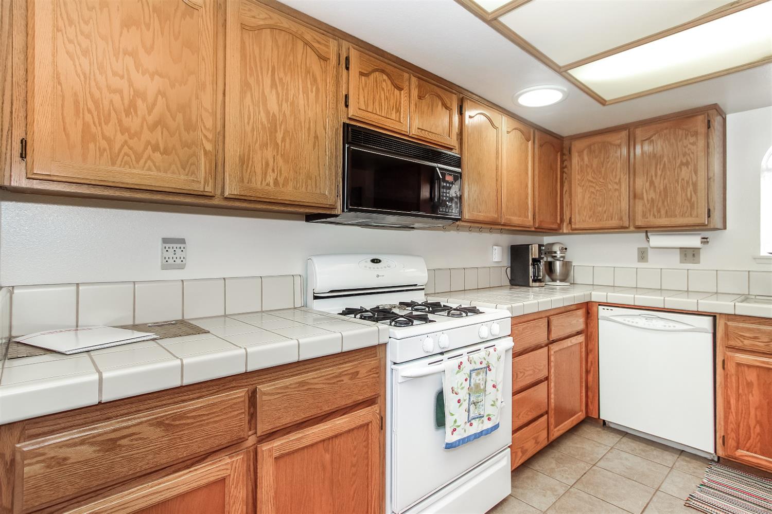 11525 Sunset Pl, Apple Valley, CA 92308 photo 11