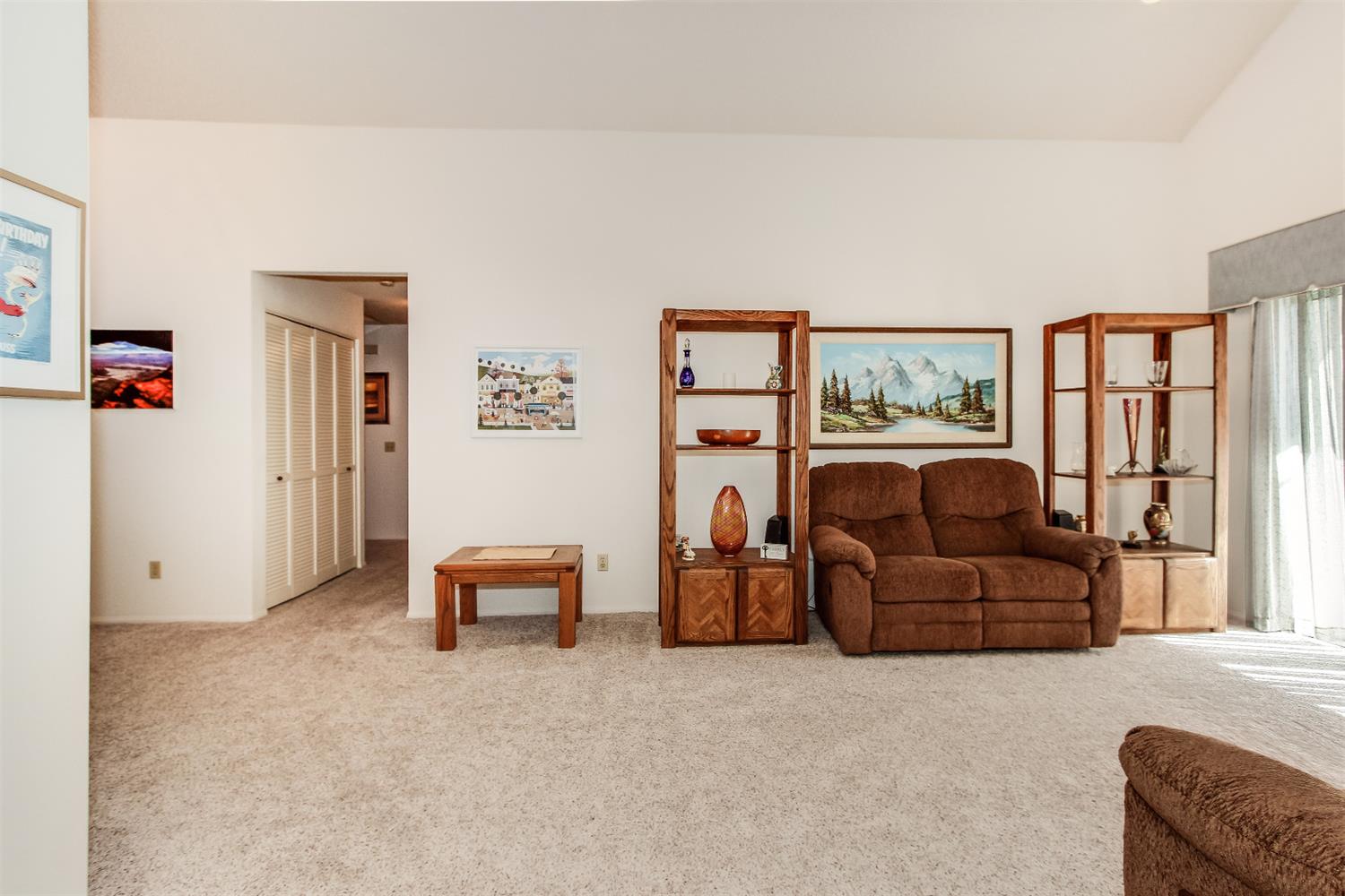 11525 Sunset Pl, Apple Valley, CA 92308 photo 7