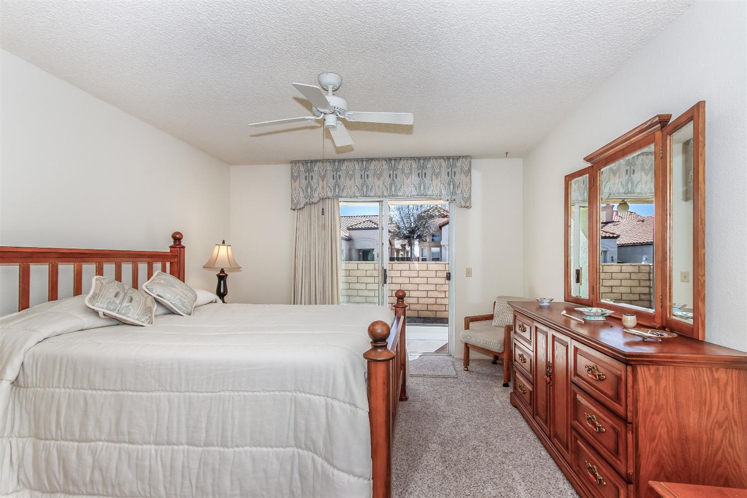 11525 Sunset Pl, Apple Valley, CA 92308 photo 19
