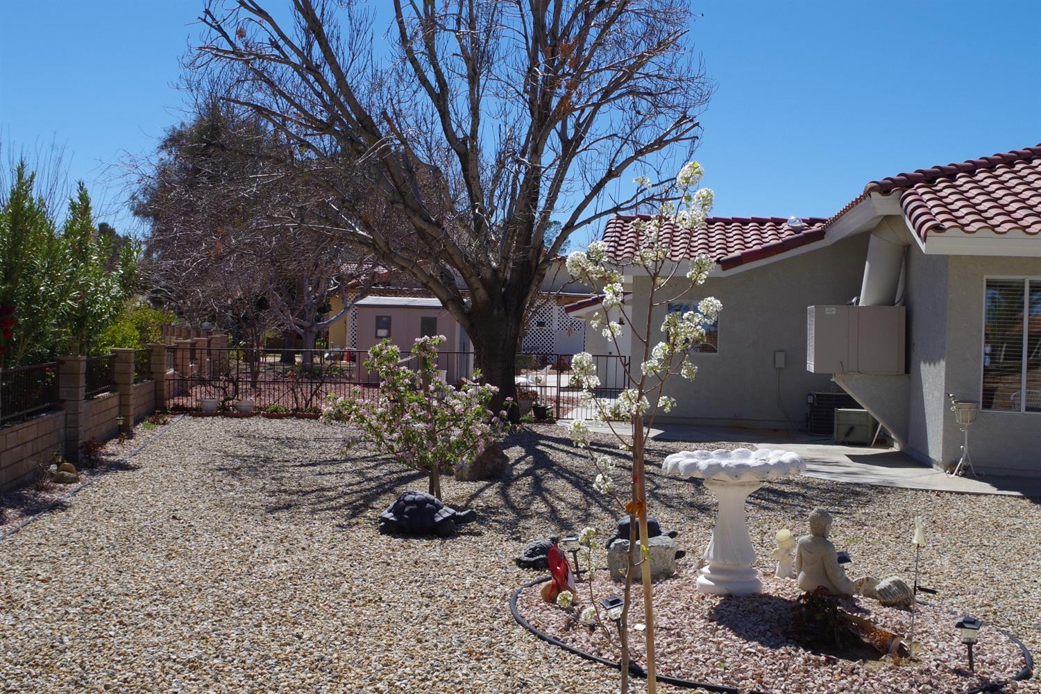 27979 Rustic Ct, Helendale, CA 92342 photo 53